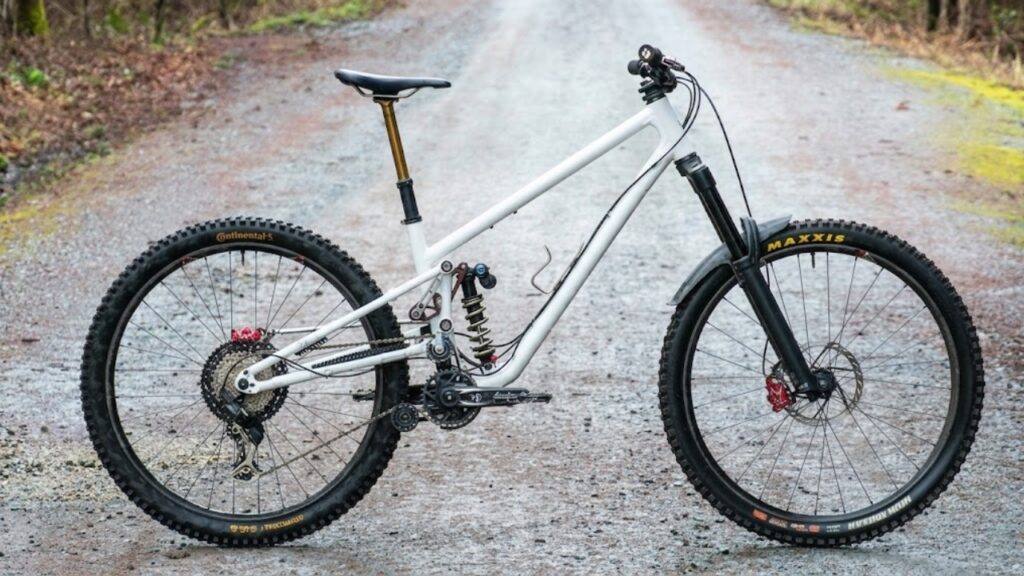 Vessel Enduro Review: Custom Geometry & High-Pivot Steel MTB Frame